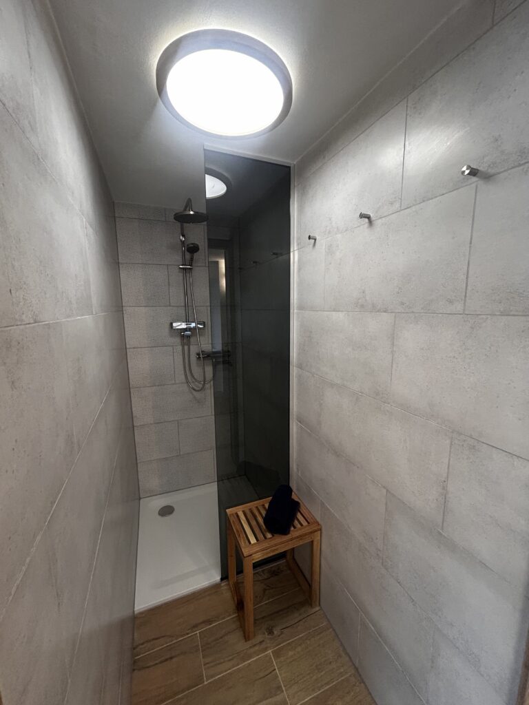 Dusche 4